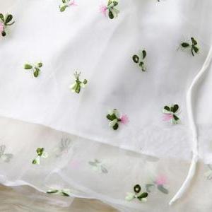 Slim Spring And Summer Floral Embroidery Princess..